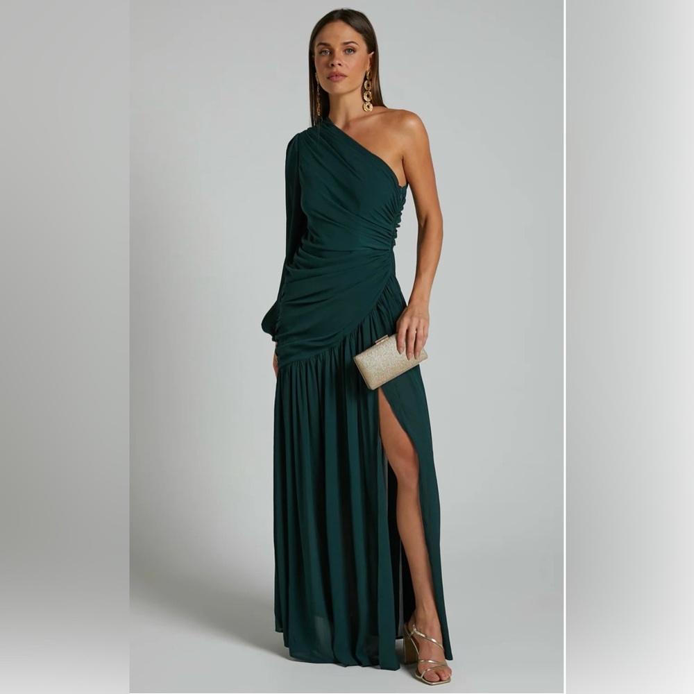 GRITTAH MIDI DRESS One Shoulder Bishop Sleeve High Split Ruched Dress in Emerald